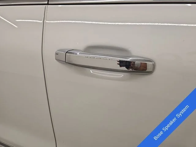 Used 2018 Summit White Chevrolet LTZ image 9
