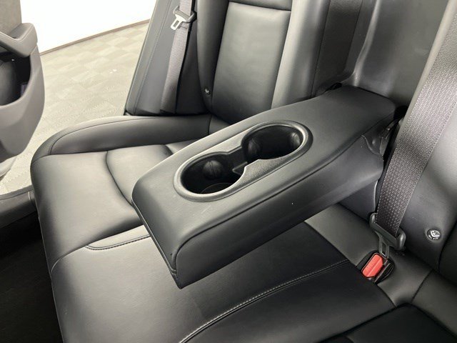 Used 2018 Silver Tesla Long Range Battery image 30