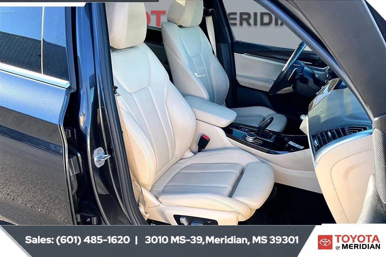 Used 2020 Dark Graphite Metallic BMW xDrive30i image 6