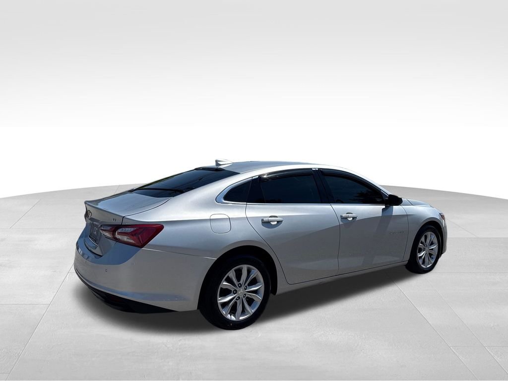 Used 2019 Silver Chevrolet LT image 6