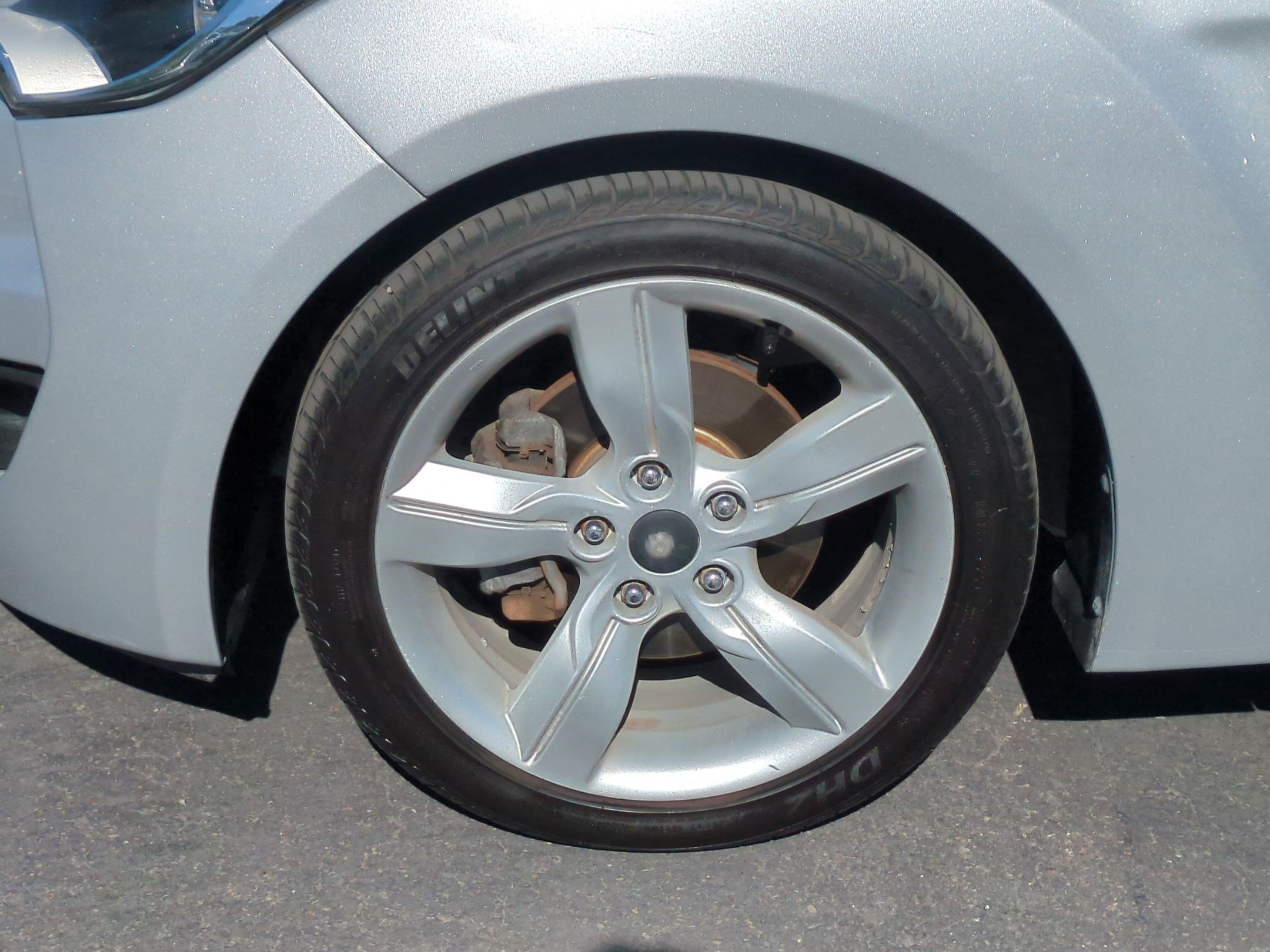 2014 Hyundai Veloster Base - Photo 12