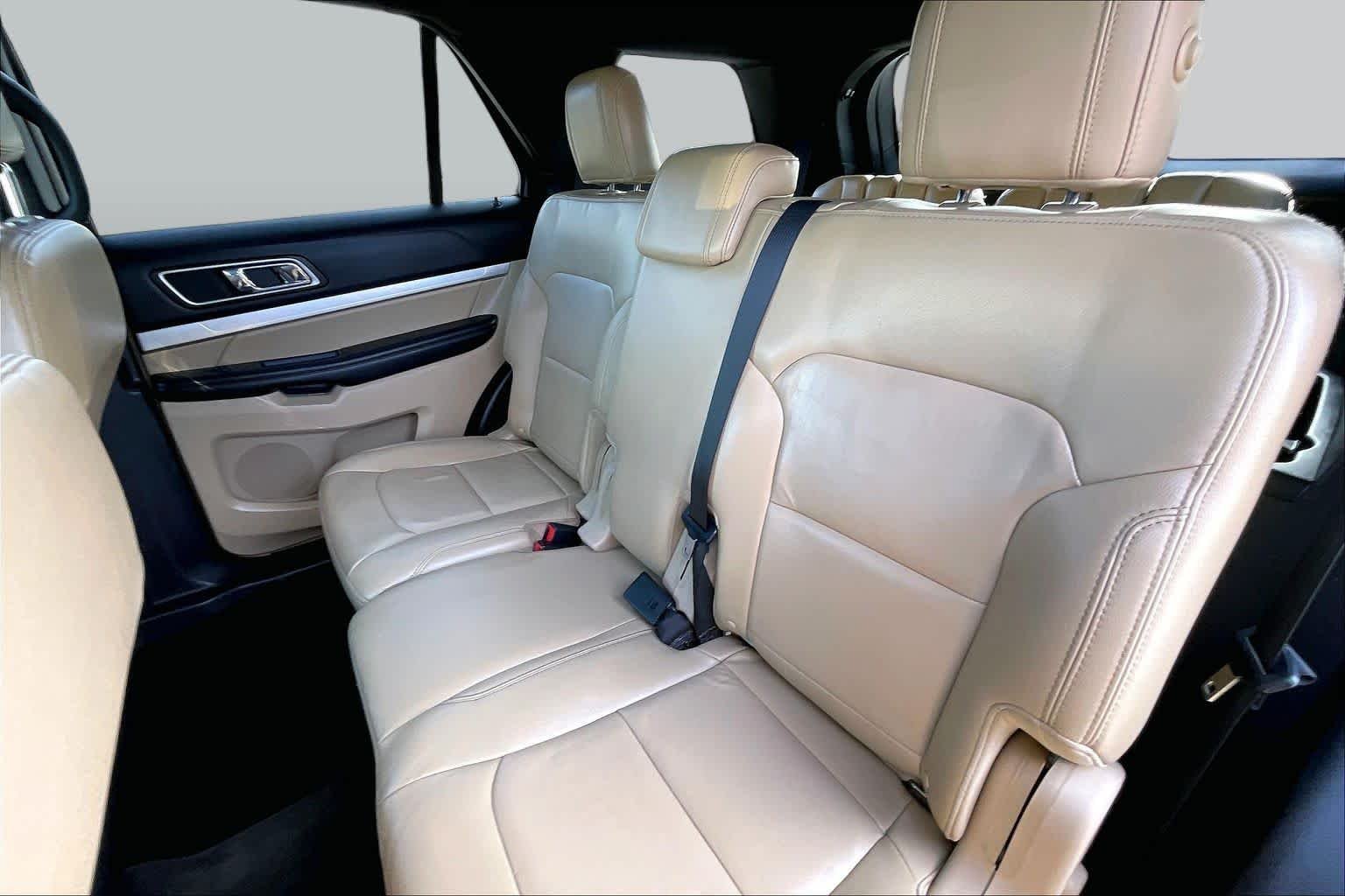Used 2017 Smoked Quartz Metallic Tinted Clearcoat Ford XLT image 20