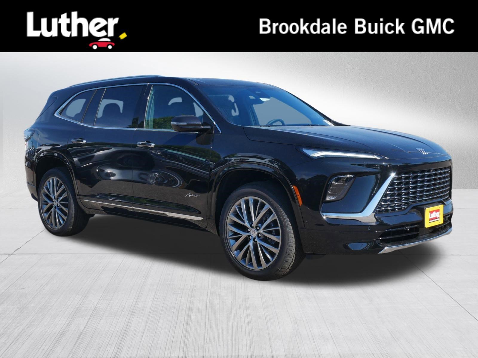 2026 Buick Enclave Avenir AWD's photo