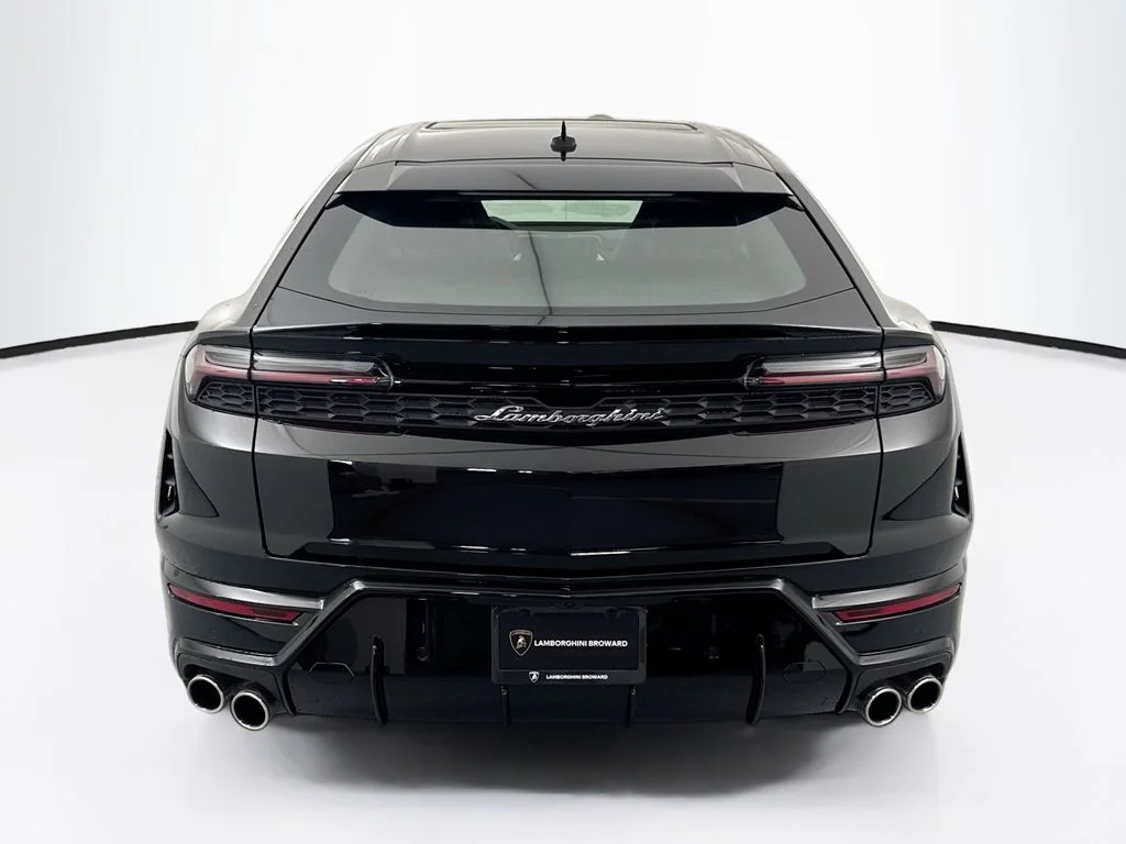 New 2026  Lamborghini SE image 6