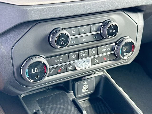 New 2026 Avalanche Ford Outer Banks image 11