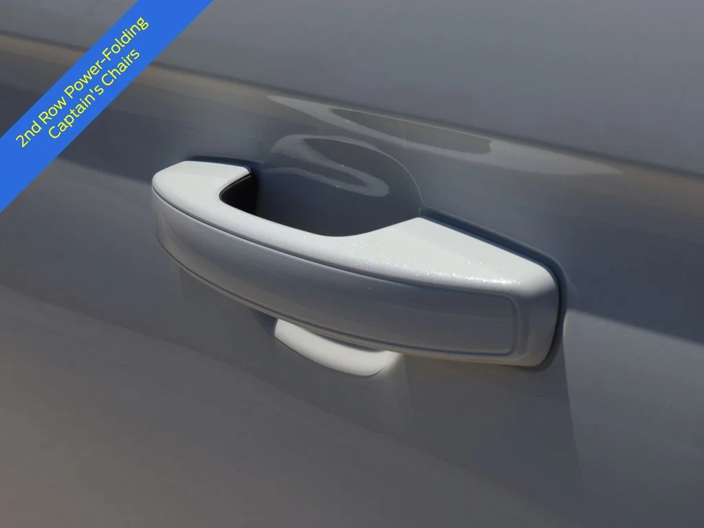 New 2026 Star White Metallic Tri-Coat Ford MAX Active image 22