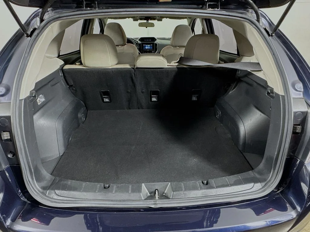 Used 2021 Blue Subaru Base image 29