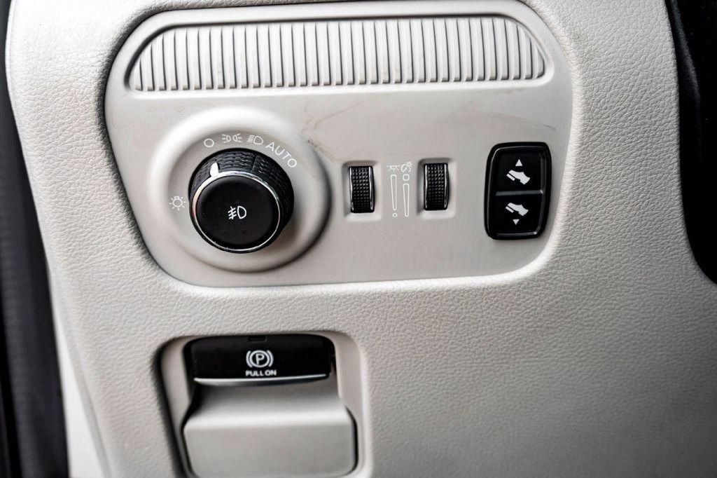 Used 2022 Gray Jeep Series III image 16