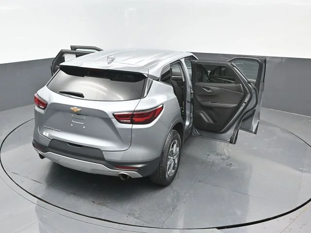Certified Used 2025 Sterling Gray Metallic Chevrolet LT image 26