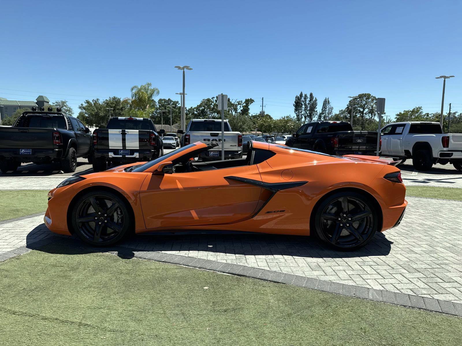 Used 2023 Amplify Orange Tintcoat Chevrolet Z06 image 3
