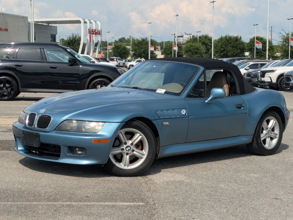 Used 2000 Blue BMW 2.3 image 1
