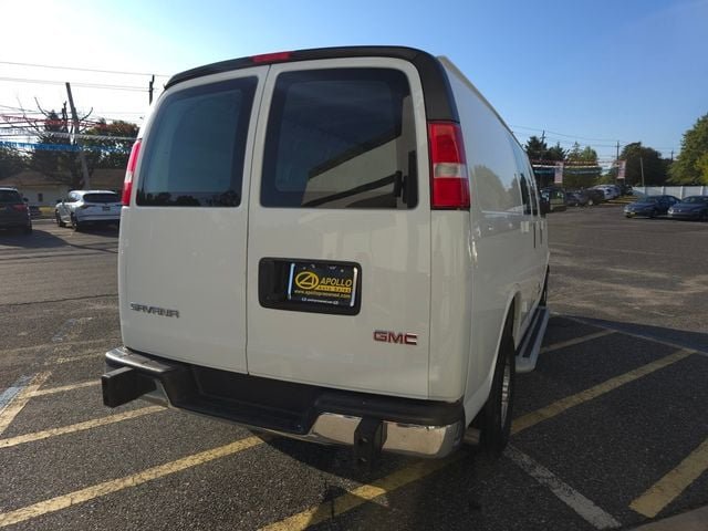 2023 Gmc Savana Cargo 2500 photo 4
