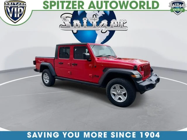 Used 2020 Red Jeep Sport image 2