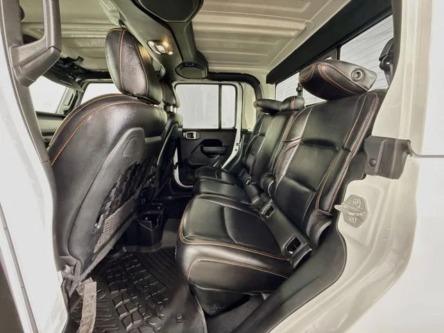 Used 2021 White Jeep Mojave image 25