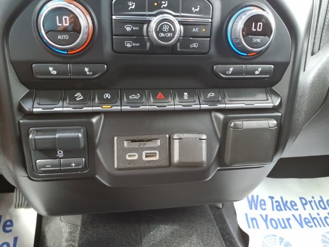 Used 2020 Gray Chevrolet LT image 22