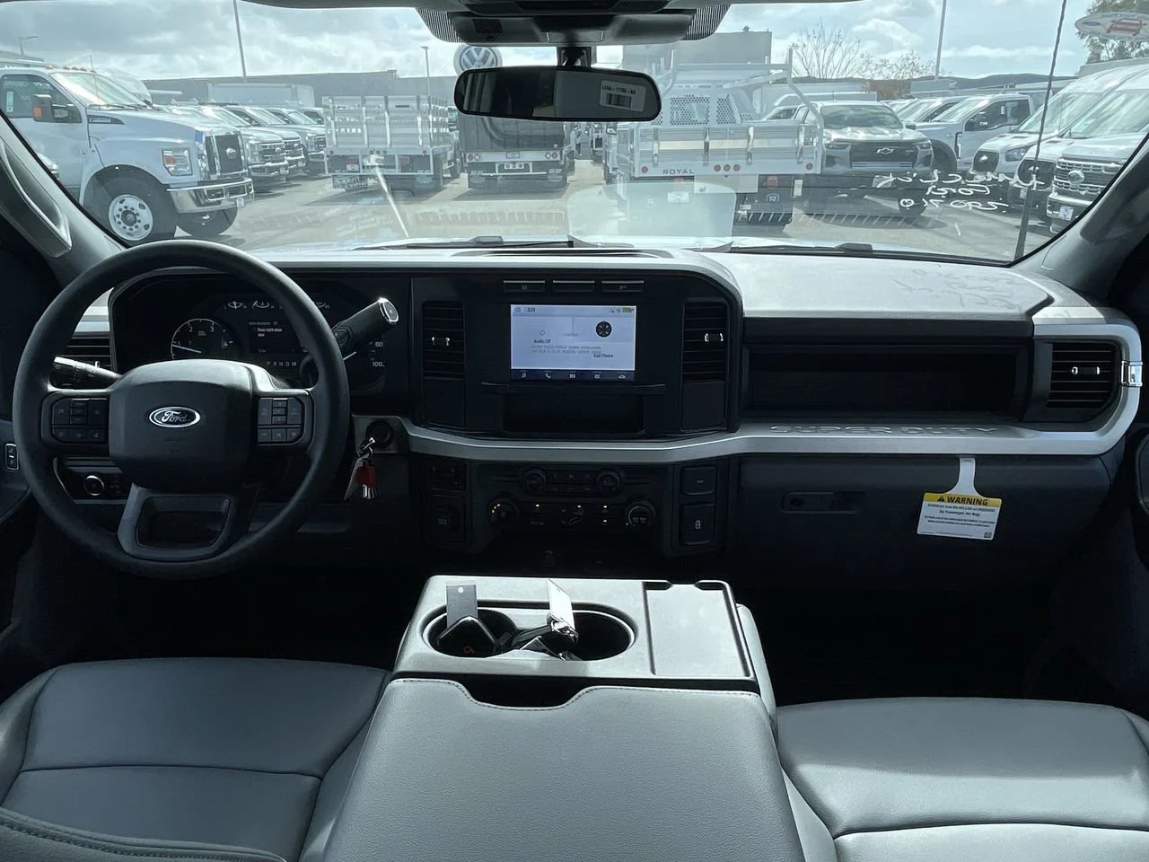 New 2024 Oxford White Ford XL image 12
