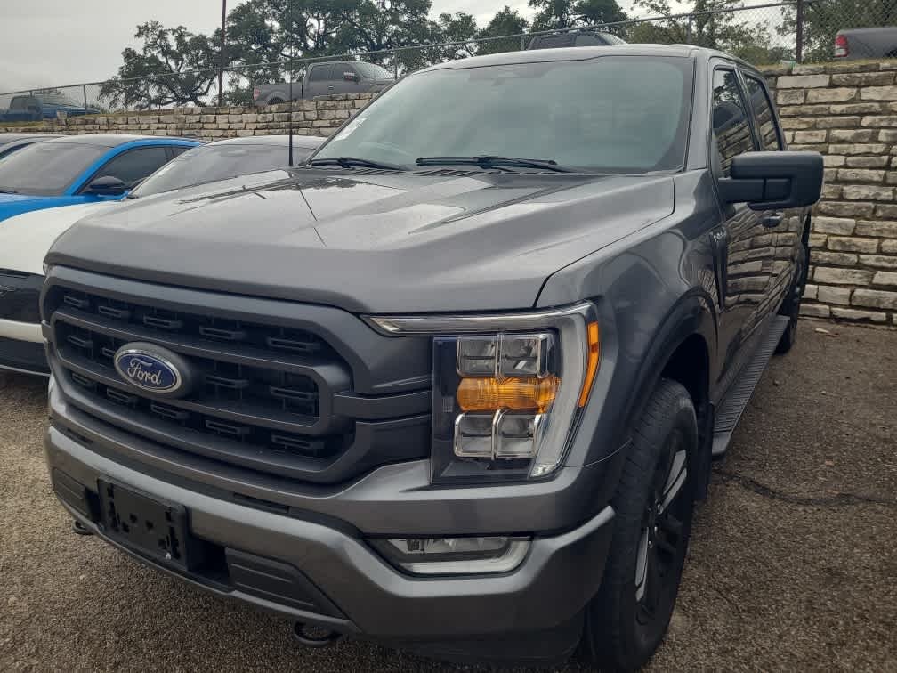 Used 2023 Carbonized Gray Metallic Ford XLT image 2