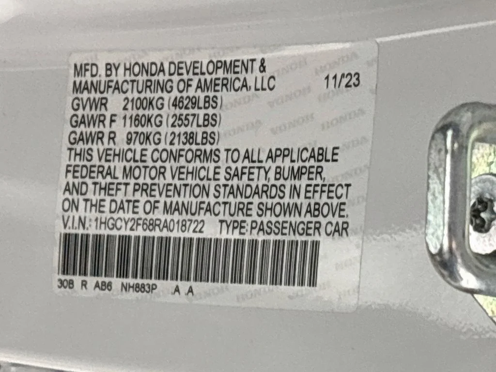 Used 2024 White Honda EX-L image 25
