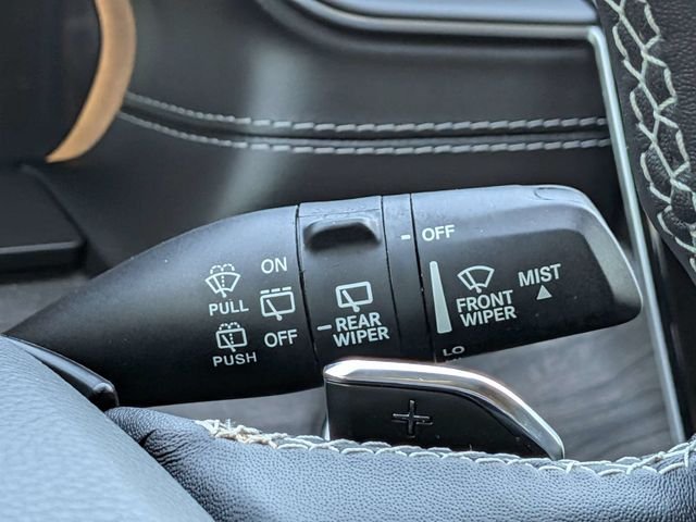 Used 2022 Gray Jeep Limited image 33