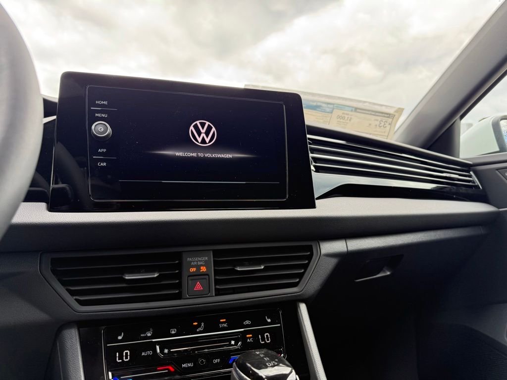 New 2026 White Volkswagen 1.5T Sport image 39
