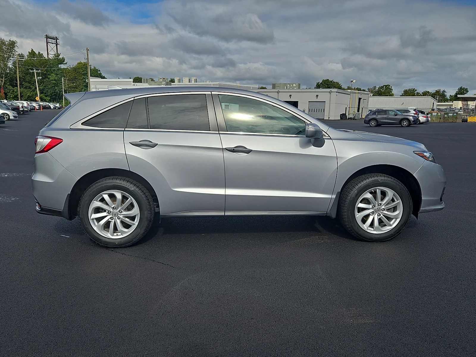 Used 2018 Lunar Silver Metallic - SI Acura  image 7