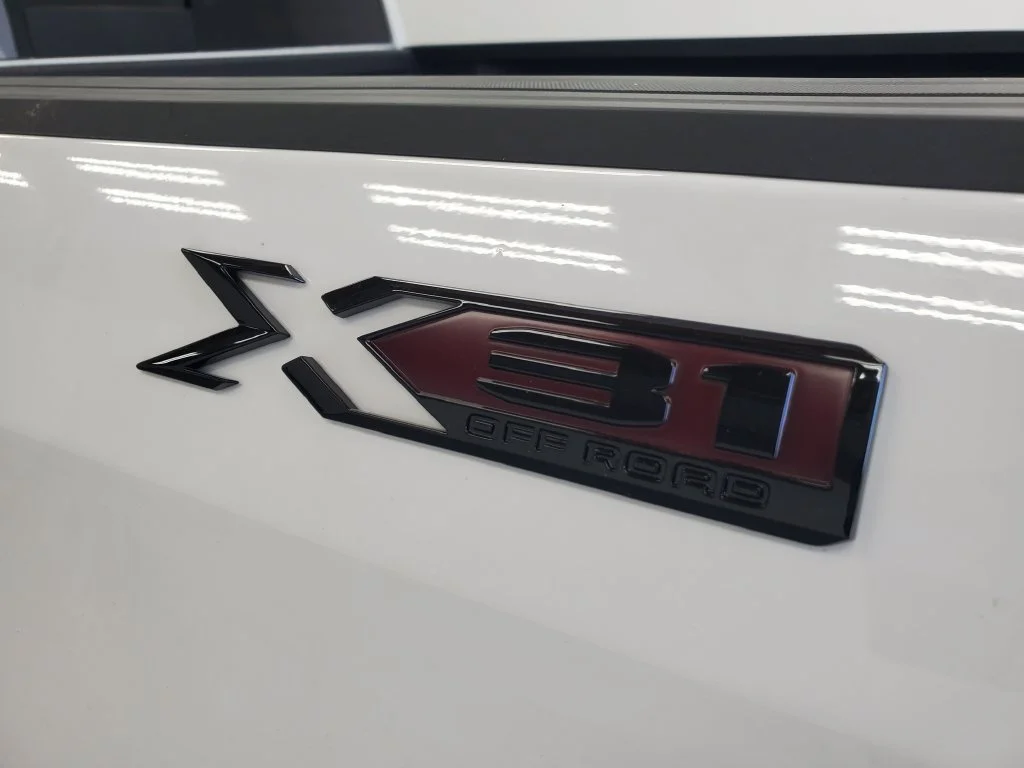 New 2026 Summit White GMC Elevation image 34