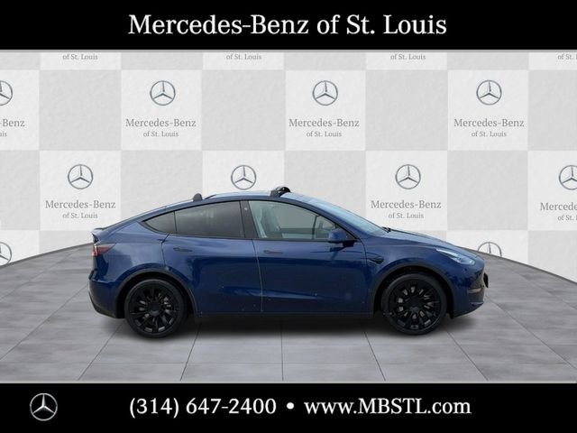 Used 2021 Tesla Model Y Long Range with VIN 5YJYGAEE0MF141201 for sale in St. Louis, MO