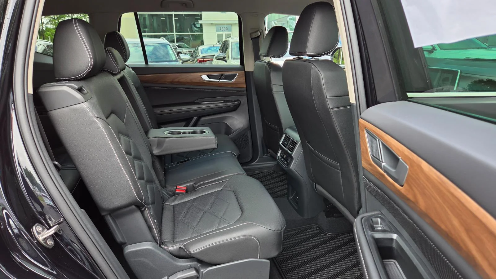 New 2026 Deep Black Pearl Volkswagen 2.0T SE image 59