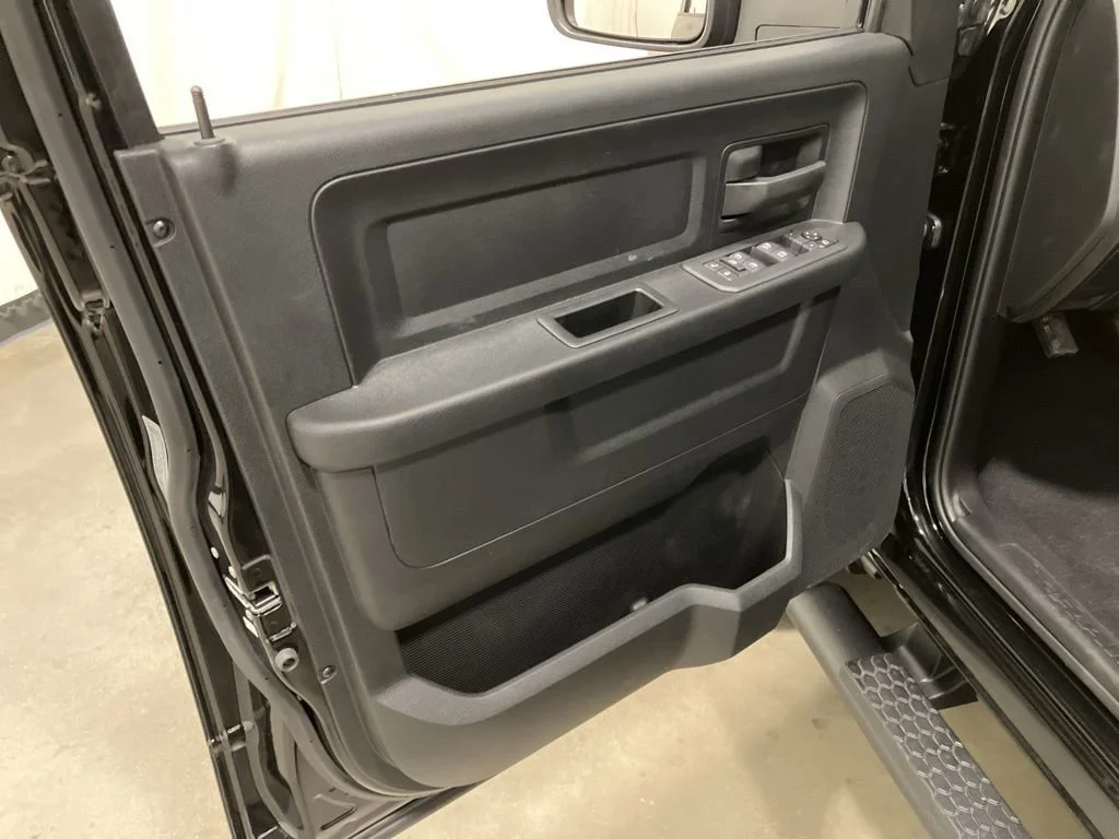 2025 RAM 2500 Tradesman - Photo 9