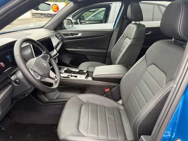 Certified Used 2025 Blue Volkswagen 2.0T SEL image 9