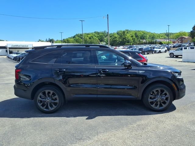 Used 2023 Black Kia X-Line EX image 3