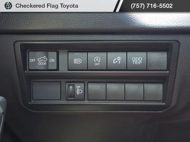 Used 2023 Midnight Black Metallic Toyota SR image 11