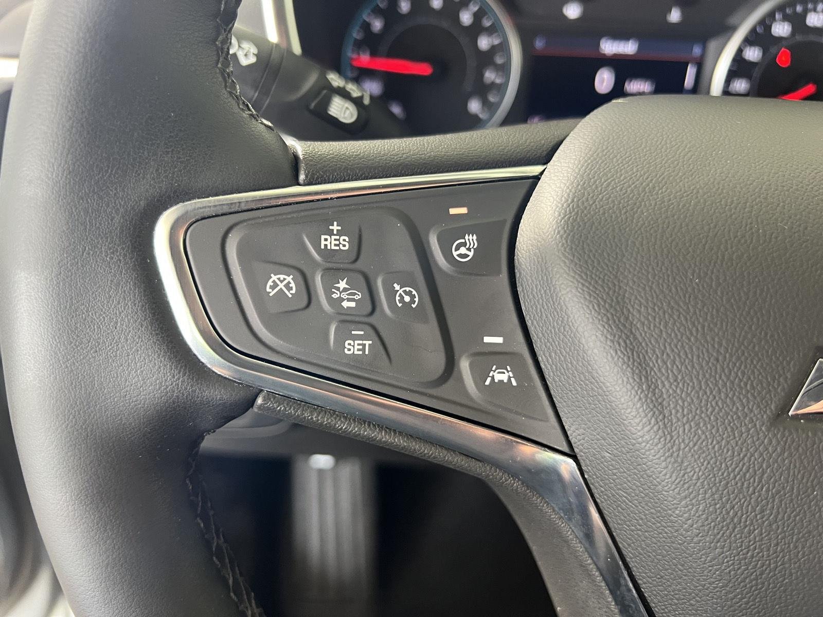 Used 2024  Chevrolet  image 8