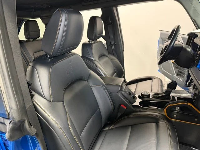 Used 2024 Blue Ford Badlands image 24