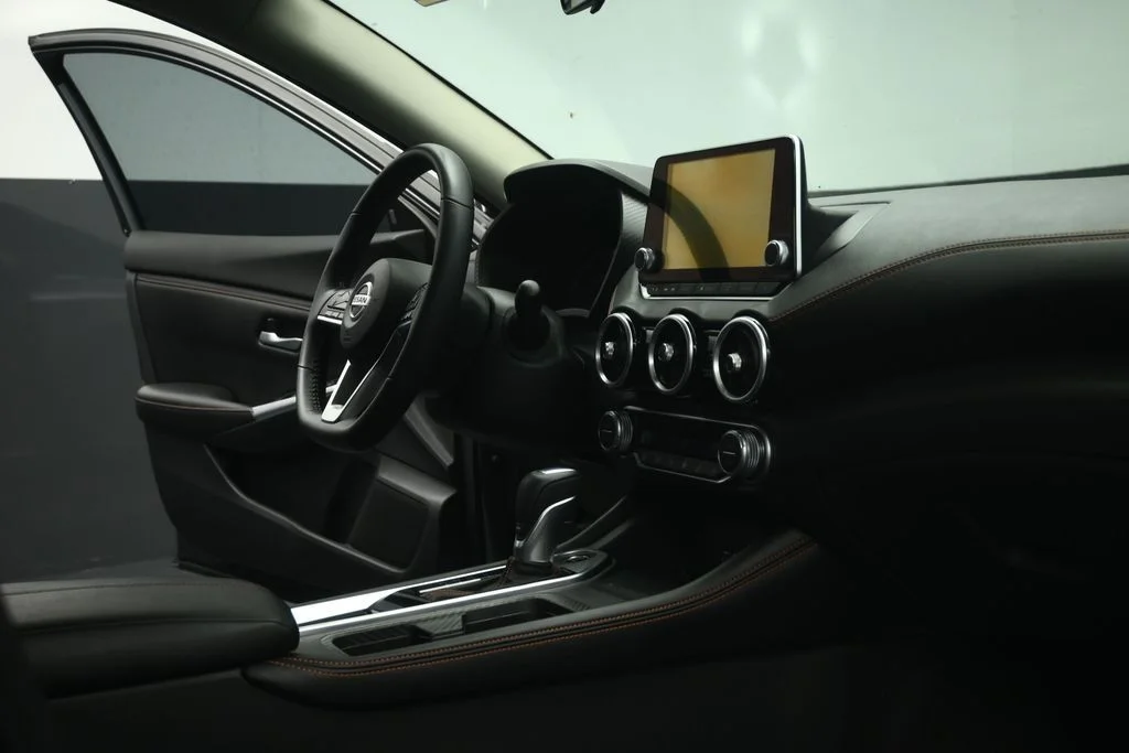 Used 2022 Gray Nissan SR image 51