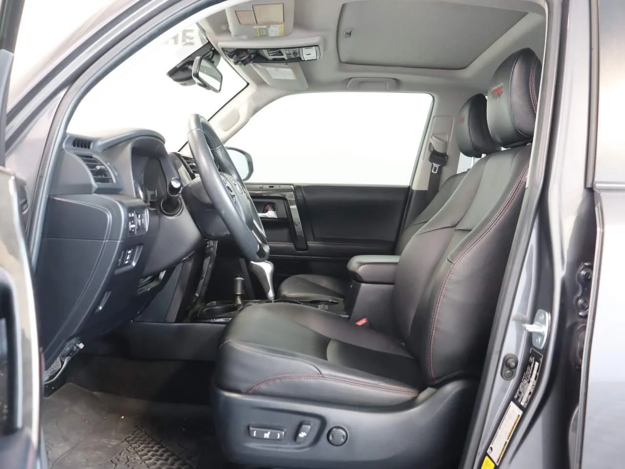 2021 Toyota 4Runner TRD Pro - Photo 8
