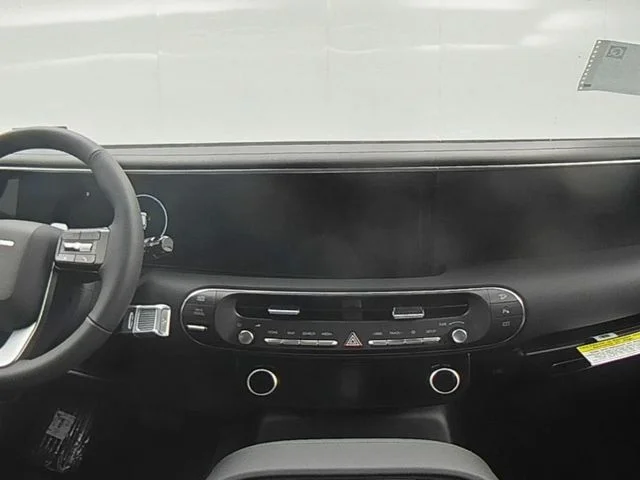 New 2026 Gray Hyundai SEL Premium image 34