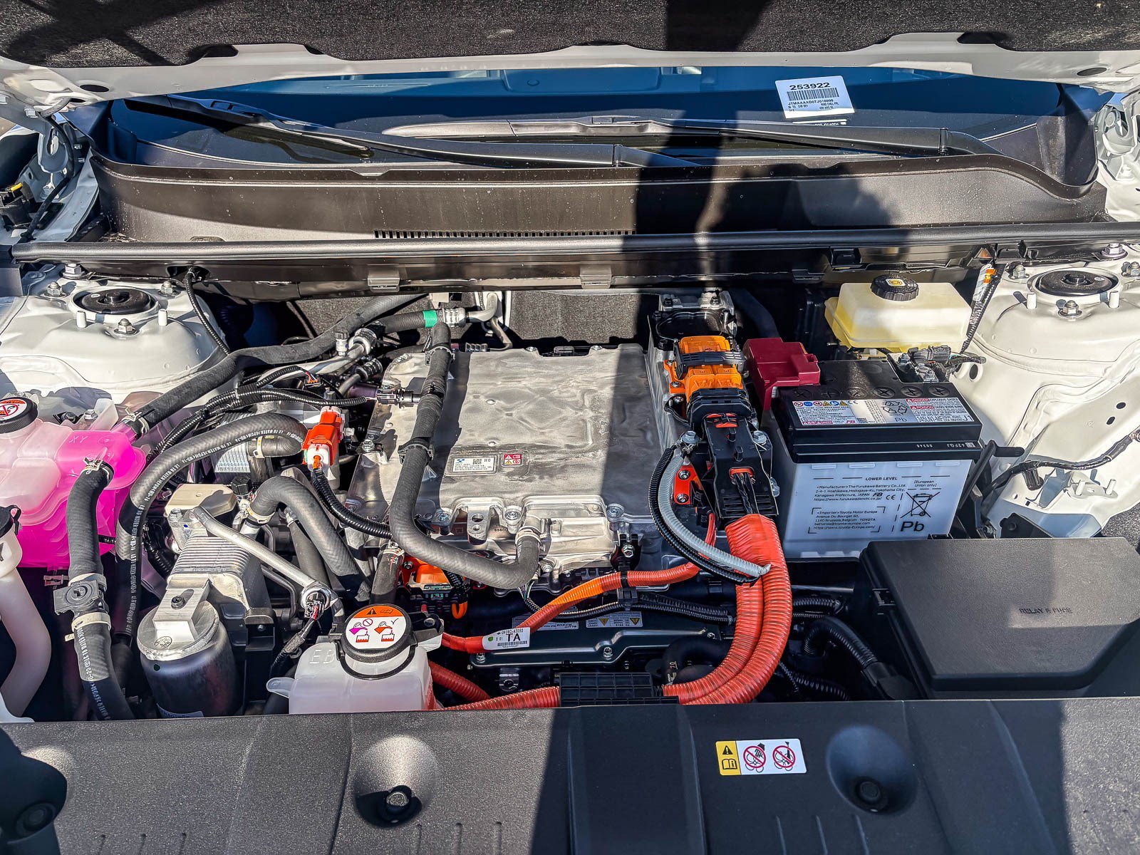 New 2026 Wind Chill Pearl <sup>1</sup> Toyota  SE image 13