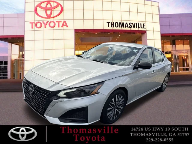 Pre-Owned 2024 Nissan Altima 2.5 SV FWD 4dr Car