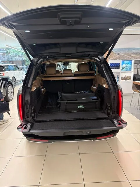 2026 Land Rover Range Rover SE - Photo 10