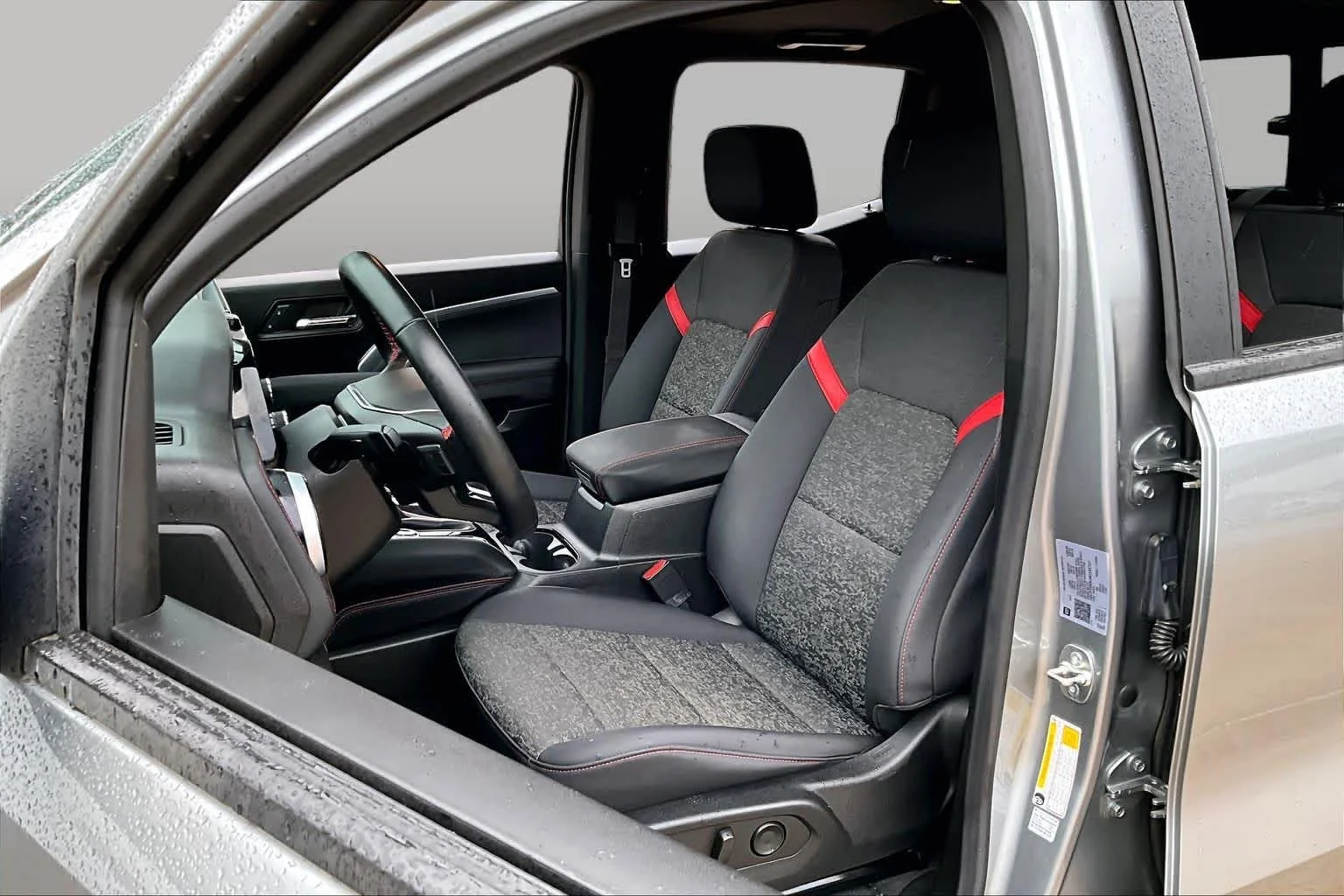 Used 2024 Sterling Gray Metallic Chevrolet 4WD Z71 image 8
