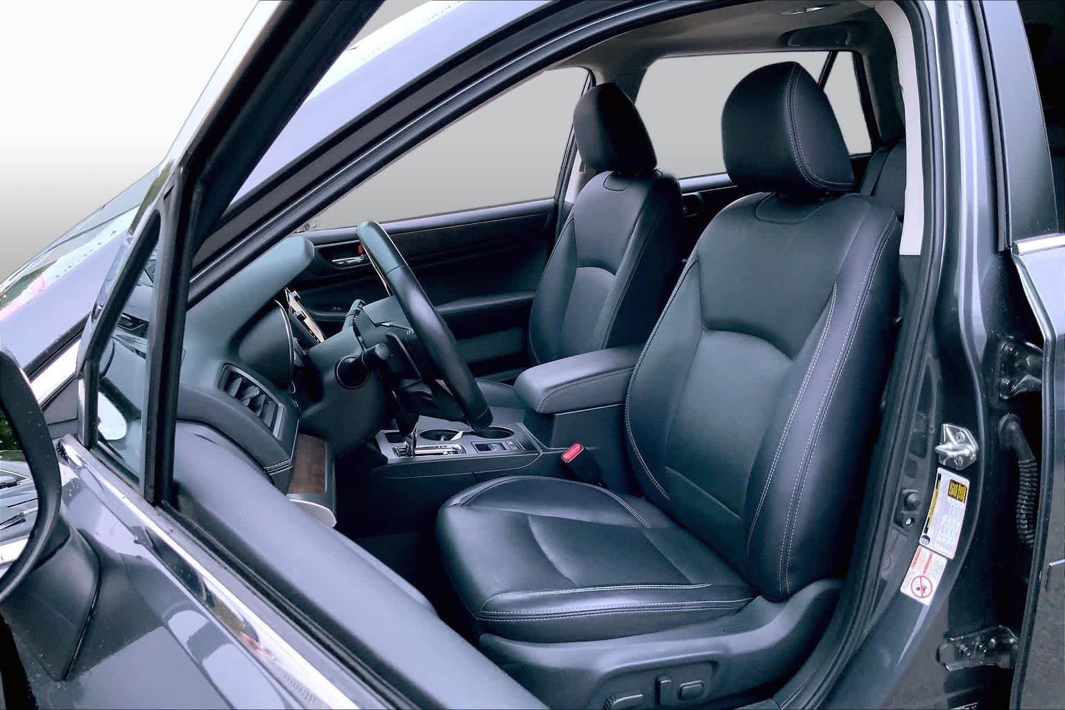 Used 2018 Magnetite Gray Metallic Subaru Limited image 9