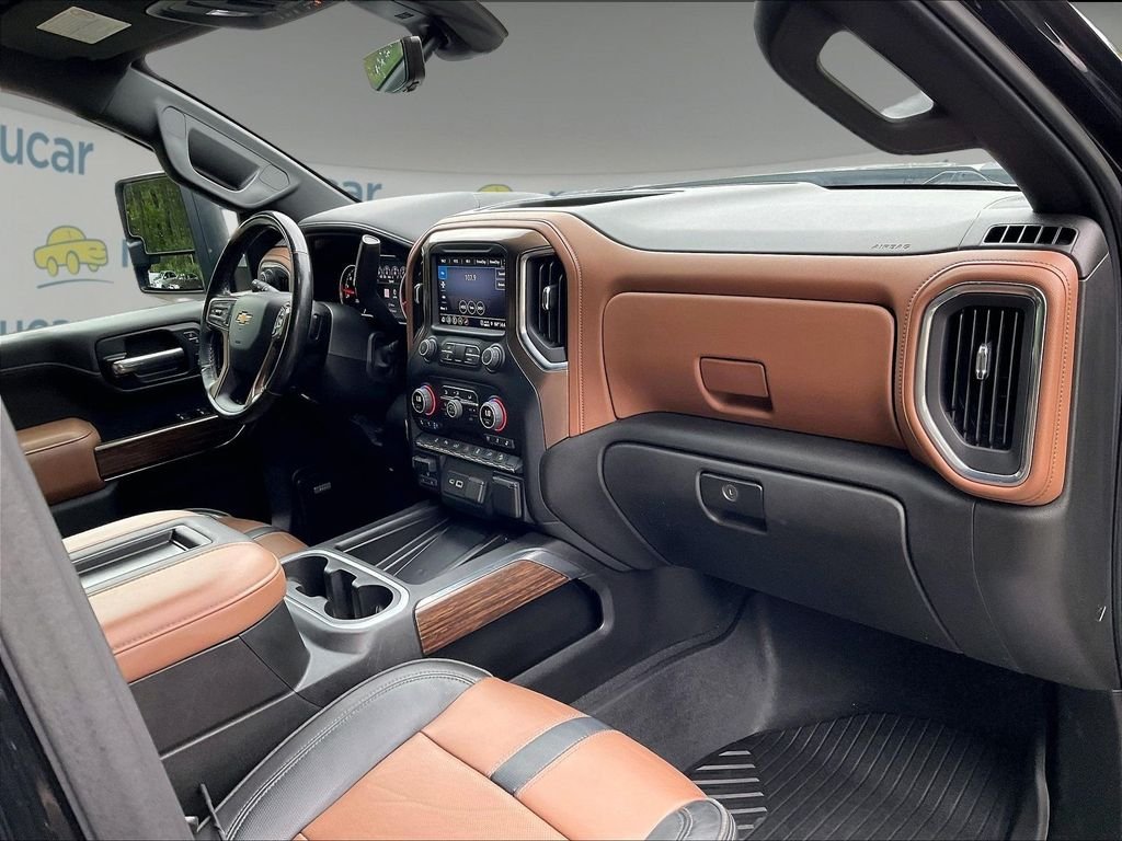 Used 2022 Black Chevrolet High Country image 14