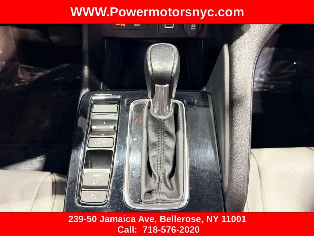 Used 2023 White Acura Base image 30