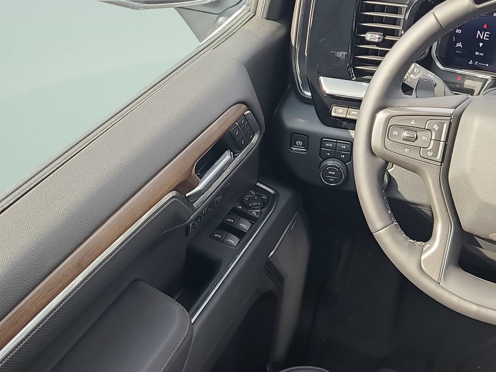 New 2026 Polar White Tricoat Chevrolet High Country image 18