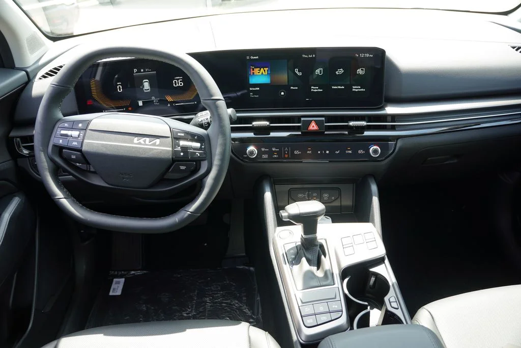 New 2026 Wolf Gray Kia EX image 13