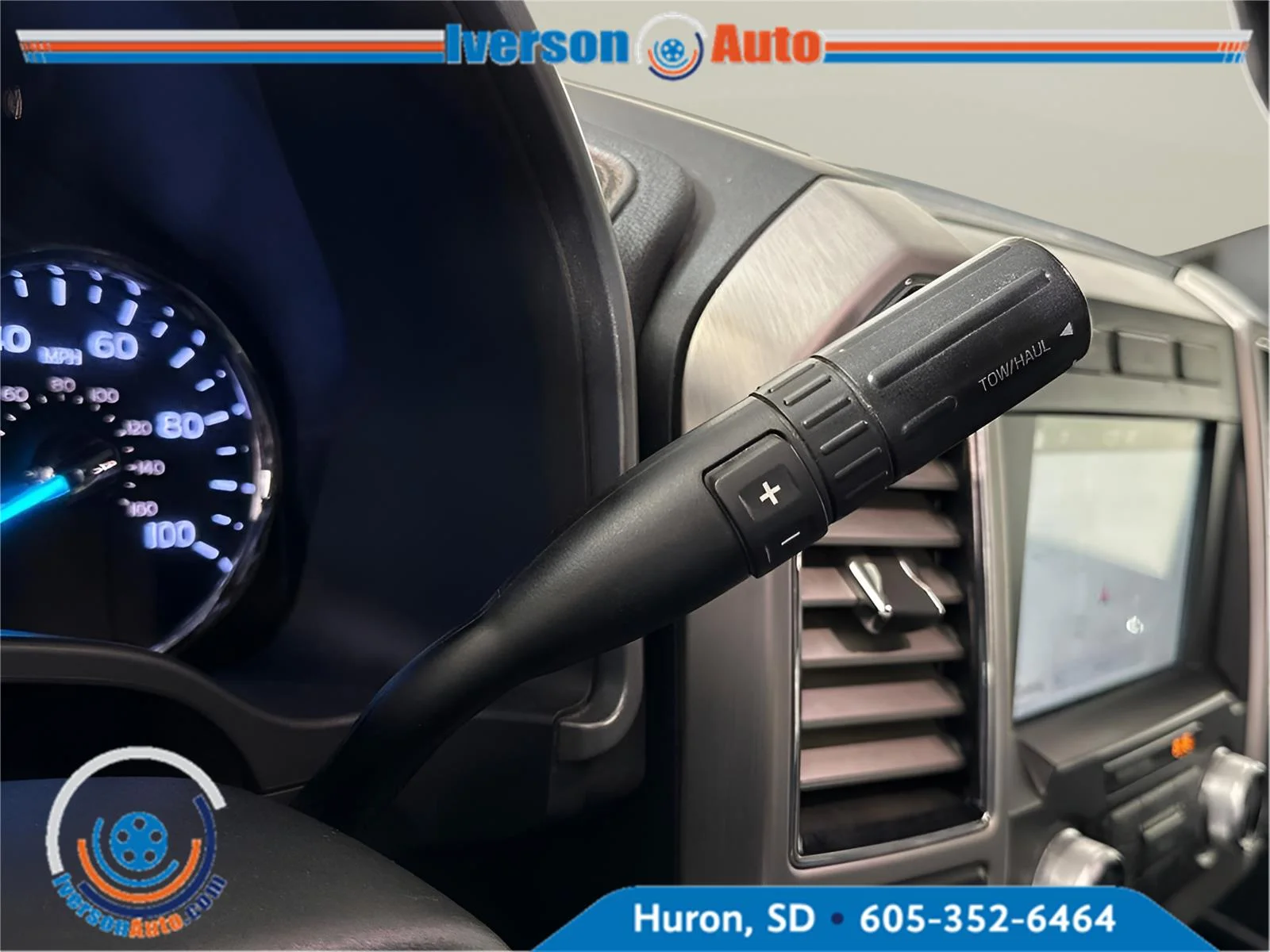 Used 2019 Agate Black Ford Platinum image 24