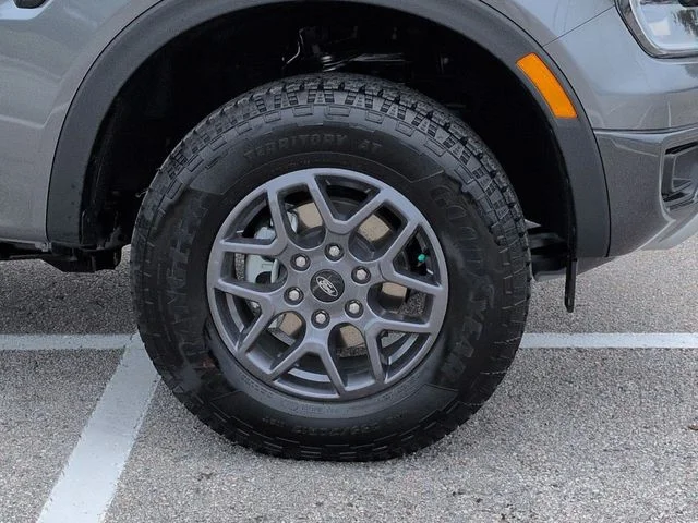New 2026 Carbonized Gray Metallic Ford XLT image 11