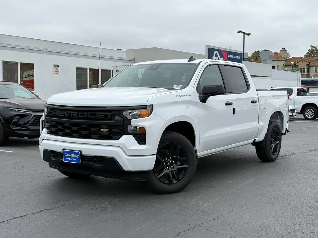 New 2026 Summit White Chevrolet Custom image 2