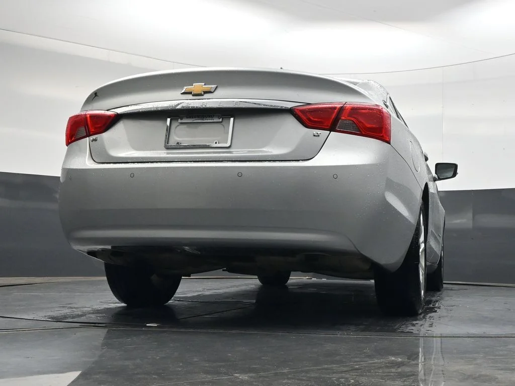 Used 2020 Silver Chevrolet LT image 36